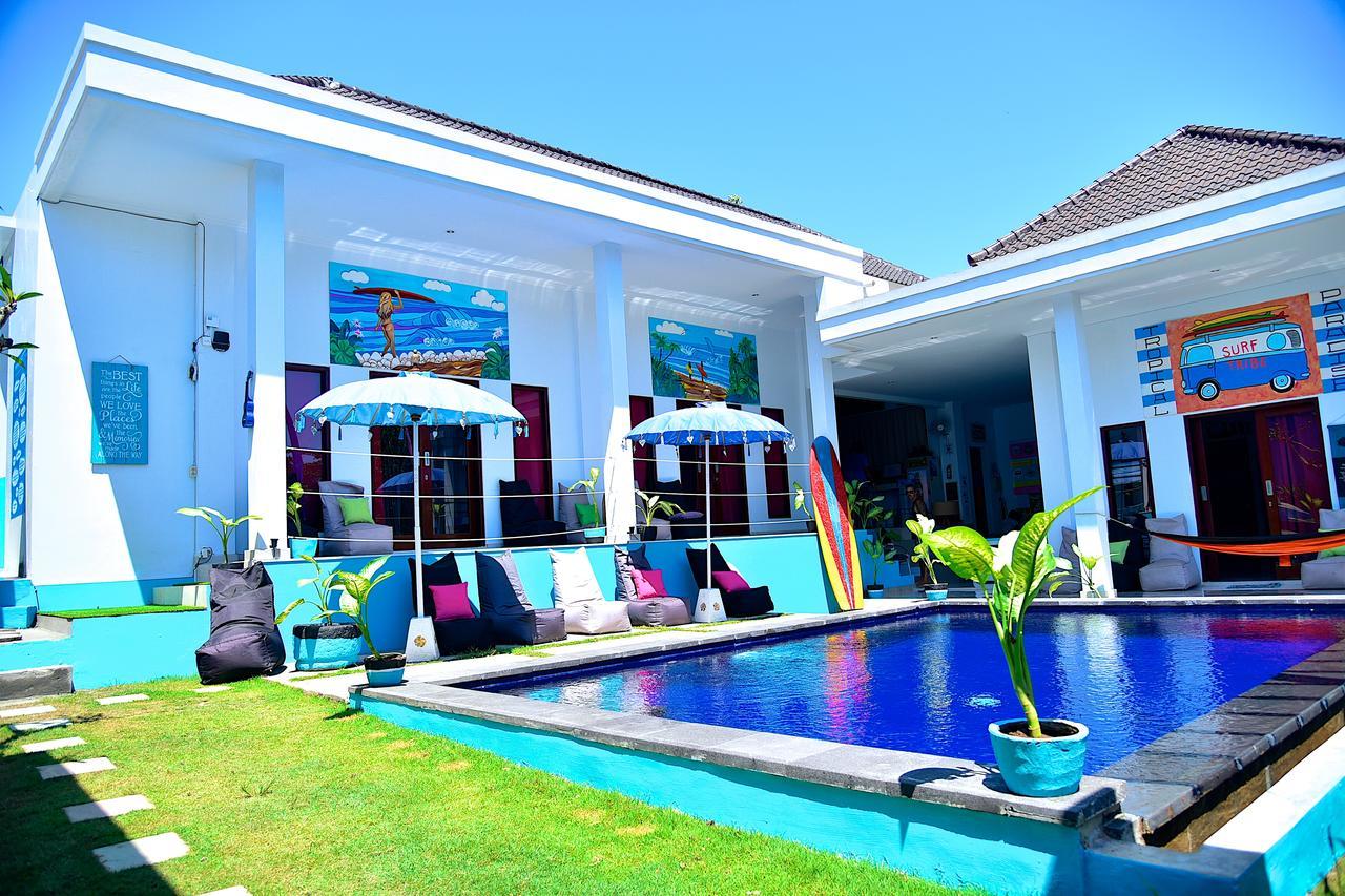 Hostel Point Break Canggu Exterior foto