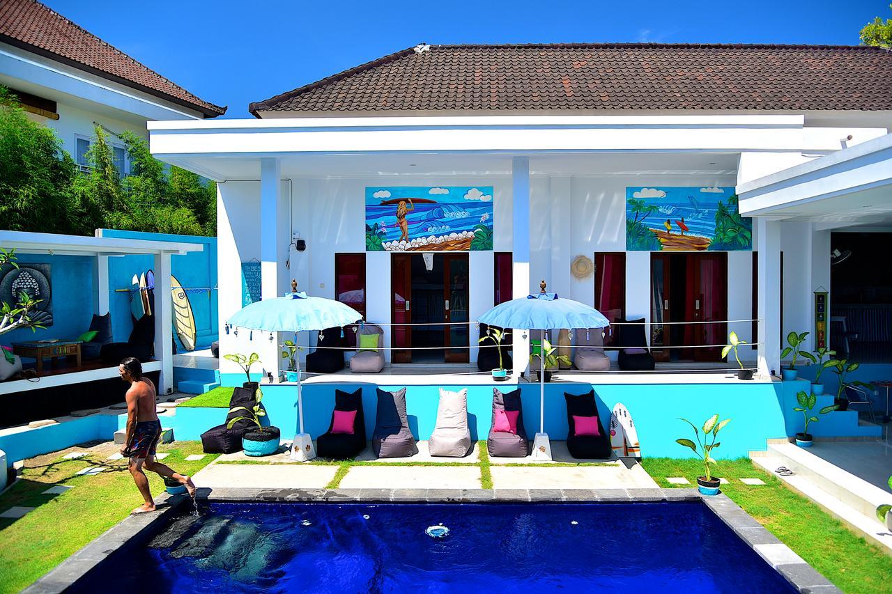 Hostel Point Break Canggu Exterior foto