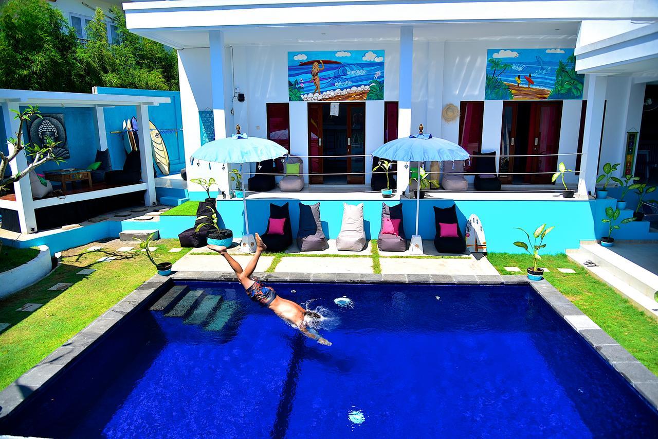 Hostel Point Break Canggu Exterior foto