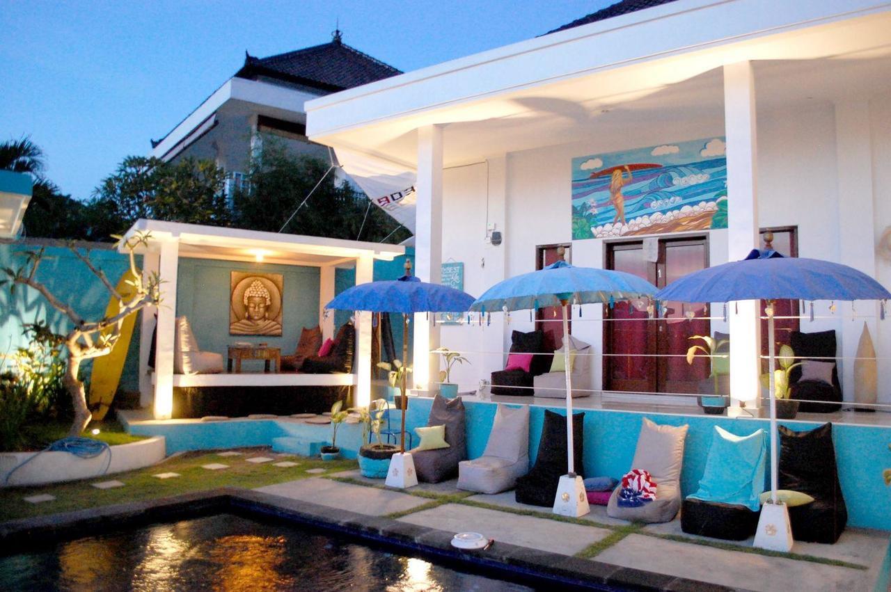 Hostel Point Break Canggu Exterior foto
